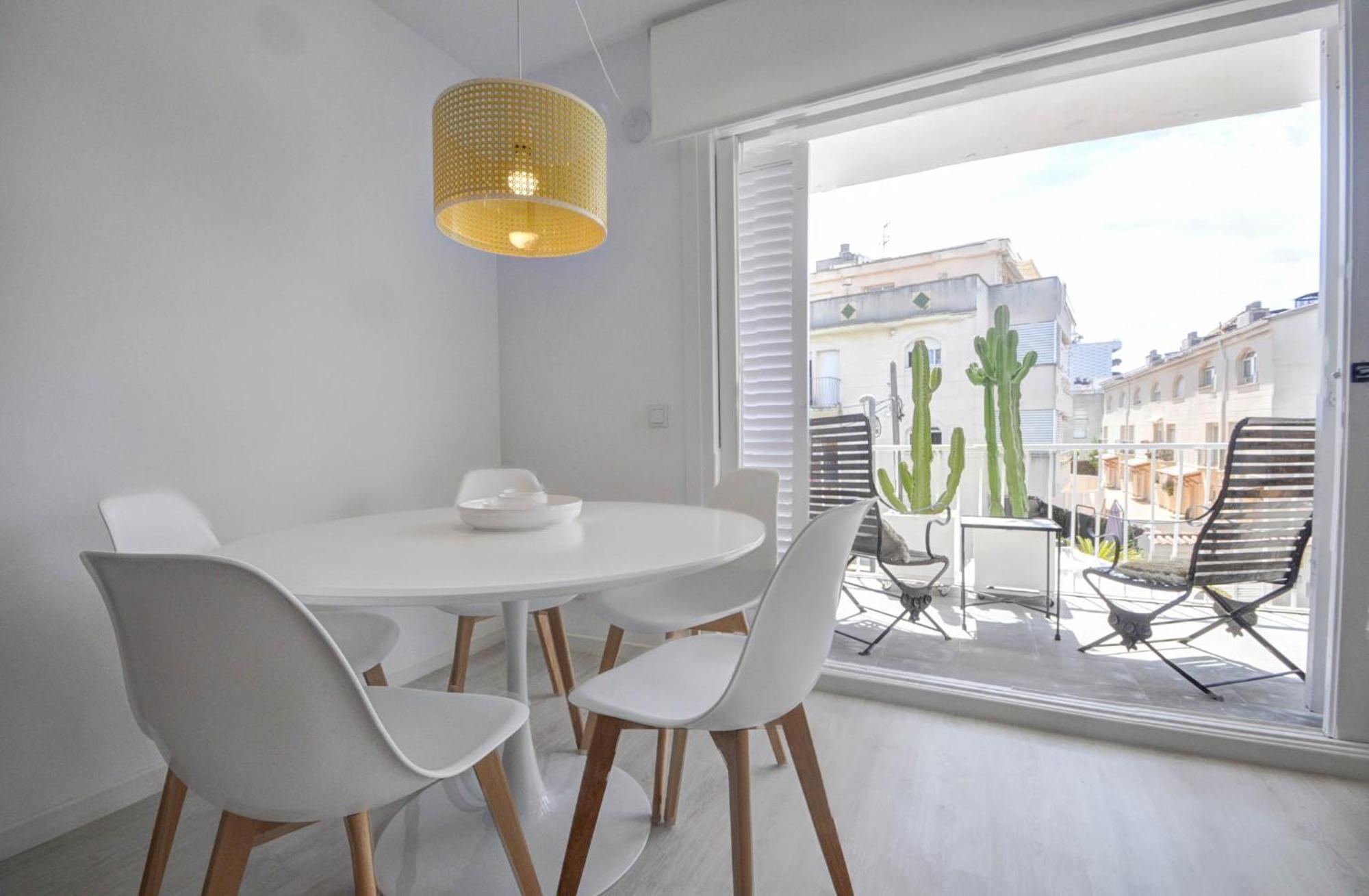 The Luxor Apartment By Hello Homes Сіджас Екстер'єр фото
